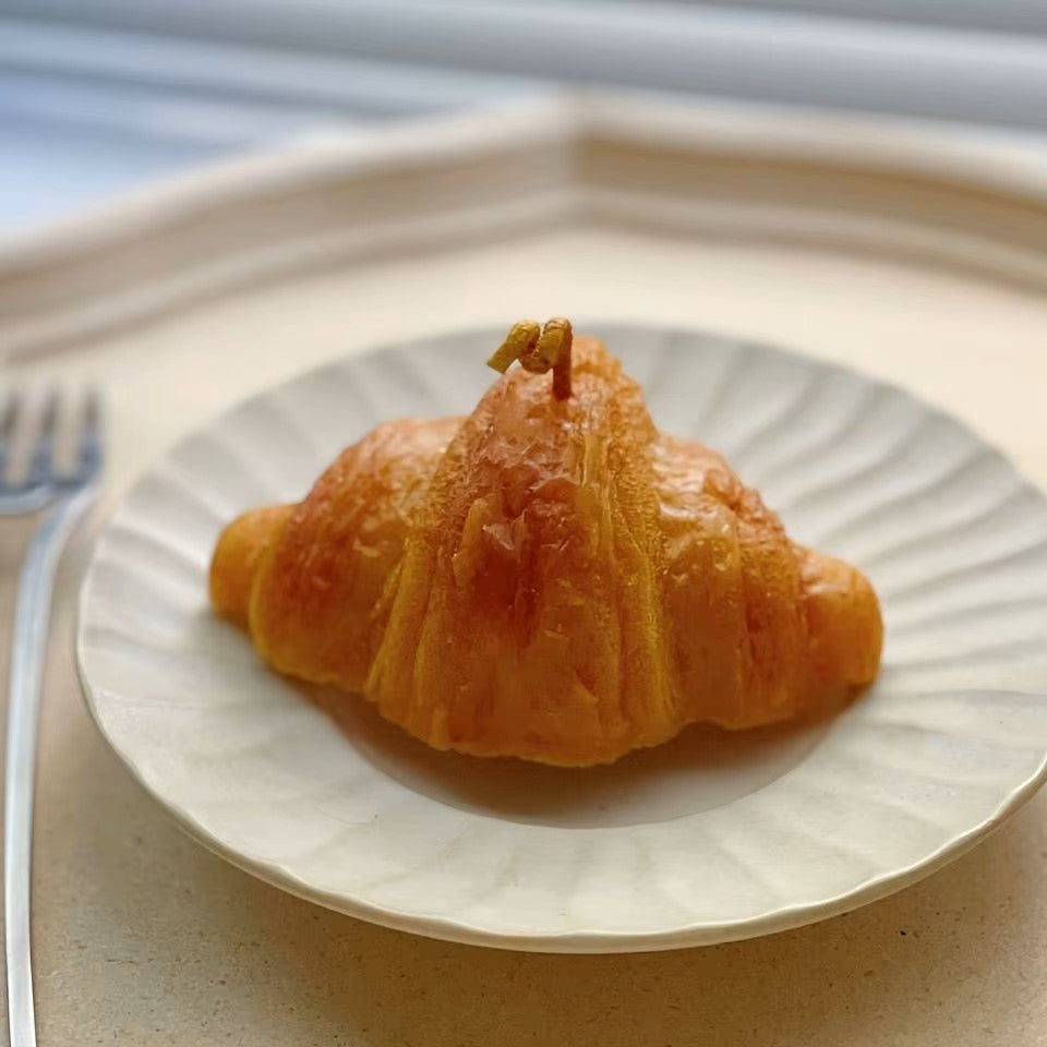 Croissant Candle 🥐